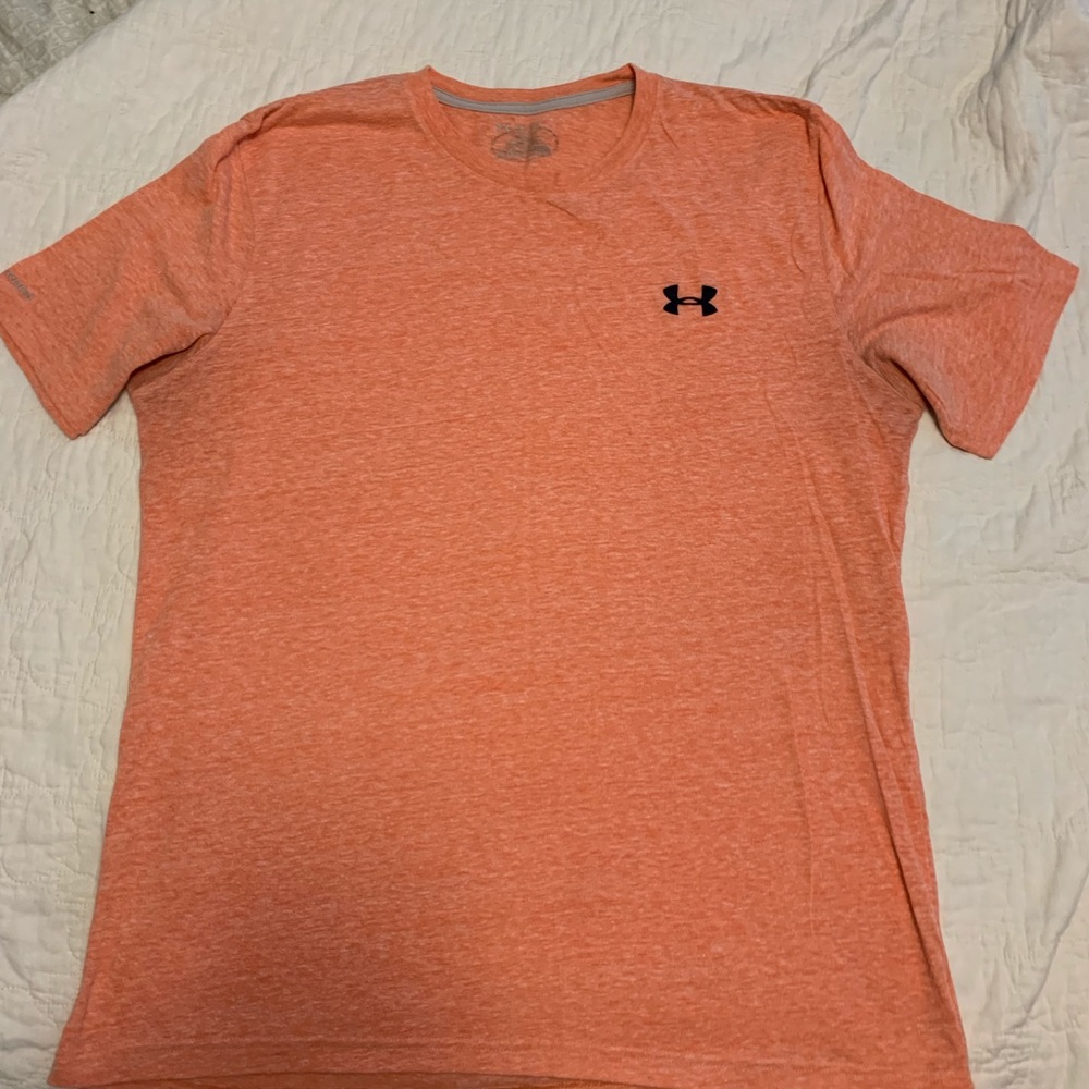 Under Armour Heat Gear T-Shrit, Large